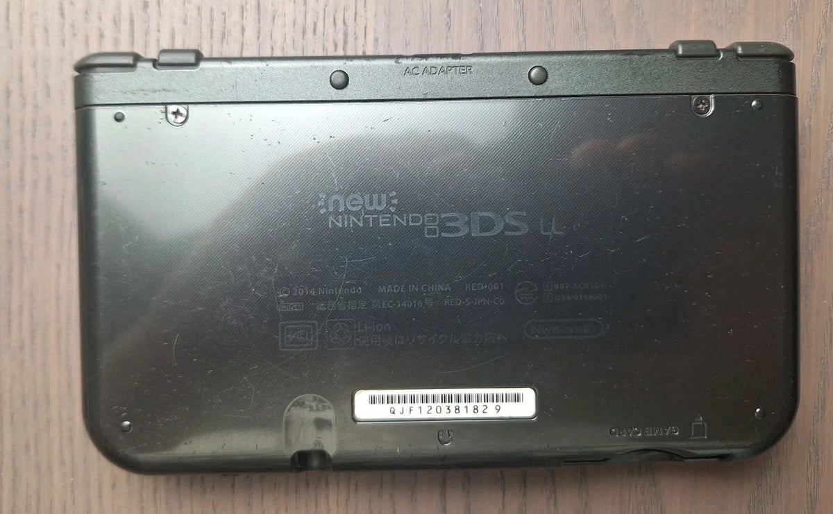 New Nintendo 3DS XL Metallic Black Console w/ Accessories Region Free Bottom IPS