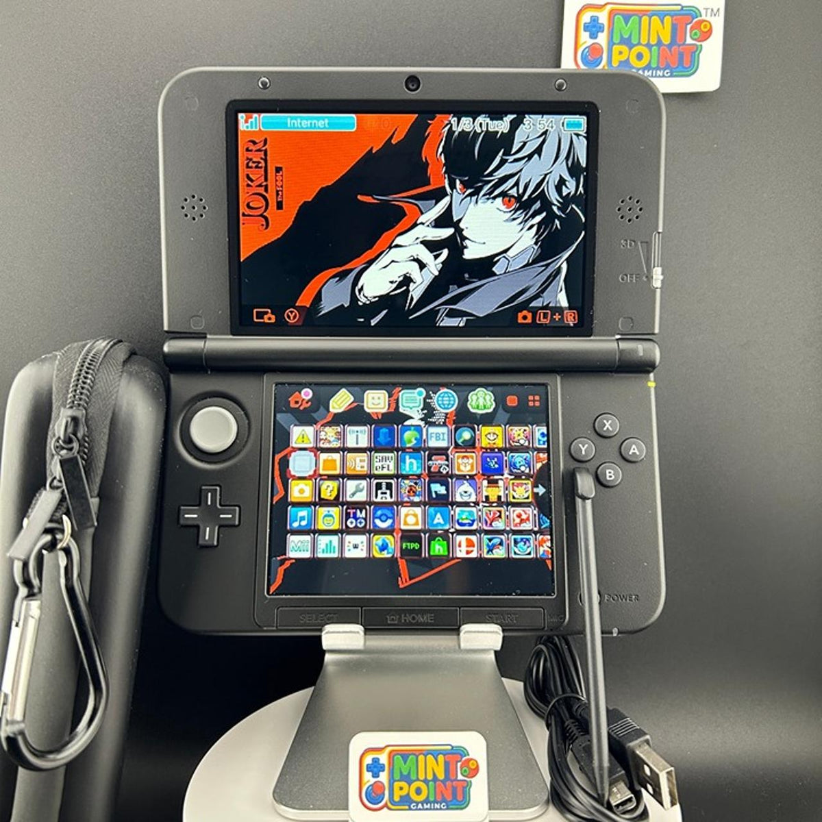 Nintendo 3DS XL Silver/ Near Mint /Full 64GB/ New Carrying Case/ 1744/ Fast Ship