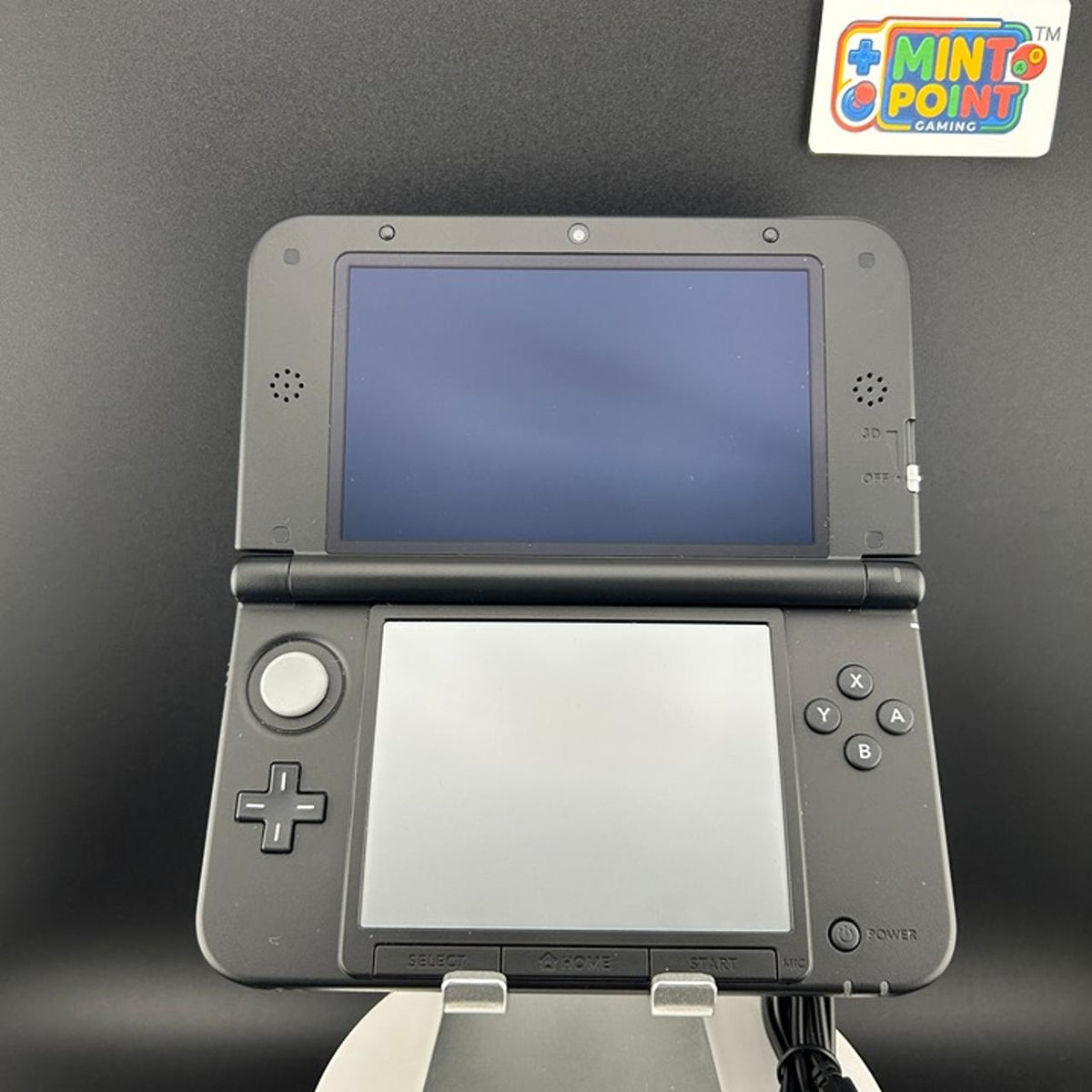 Nintendo 3DS XL Silver/ Near Mint /Full 64GB/ New Carrying Case/ 1744/ Fast Ship